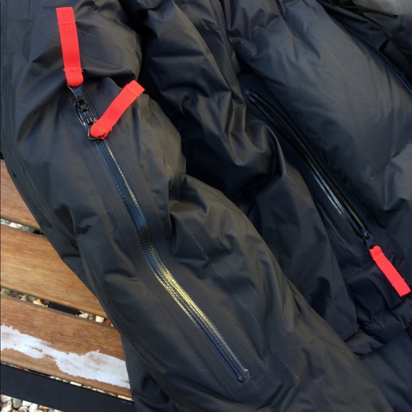 Men’s SIERRA DESIGNS Goose Down Puffer Jacket - Picture 8 of 8